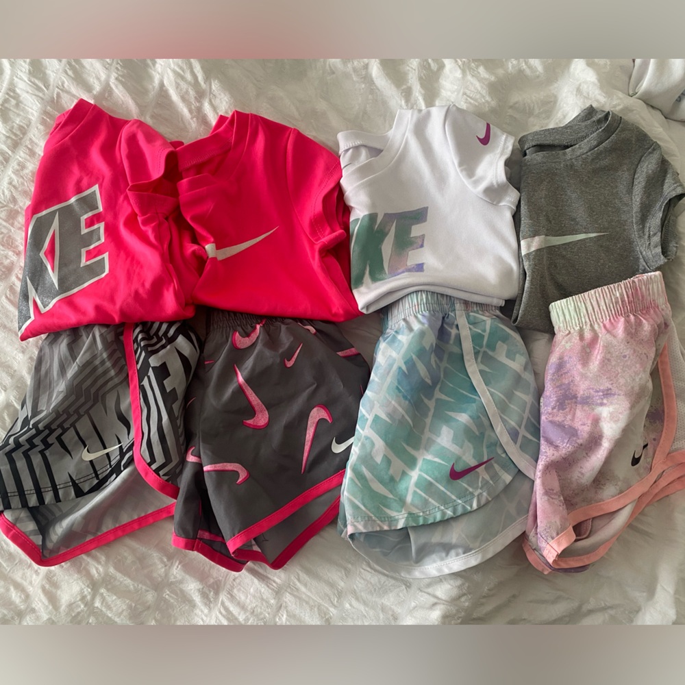 Girls Size 2 Nike sets for toddler girls (4 sets)